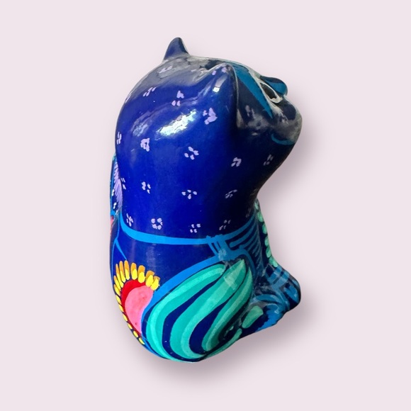 Vintage Hand Painted Ceramic Mexican Folk Art Talavera Cat Figurine With Flowers - Picture 8 of 11